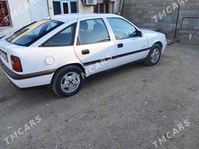 Opel Vectra 1992 - 30 000 TMT - Джебел - img 6