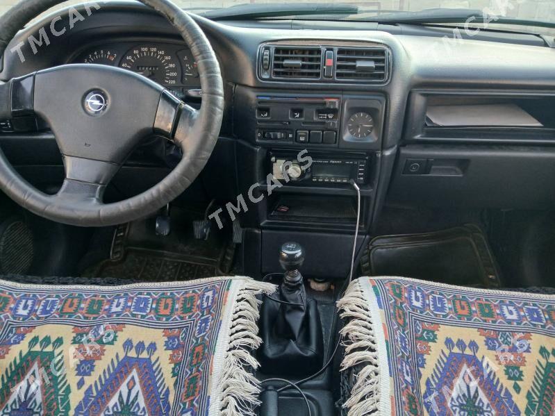 Opel Vectra 1992 - 30 000 TMT - Джебел - img 3