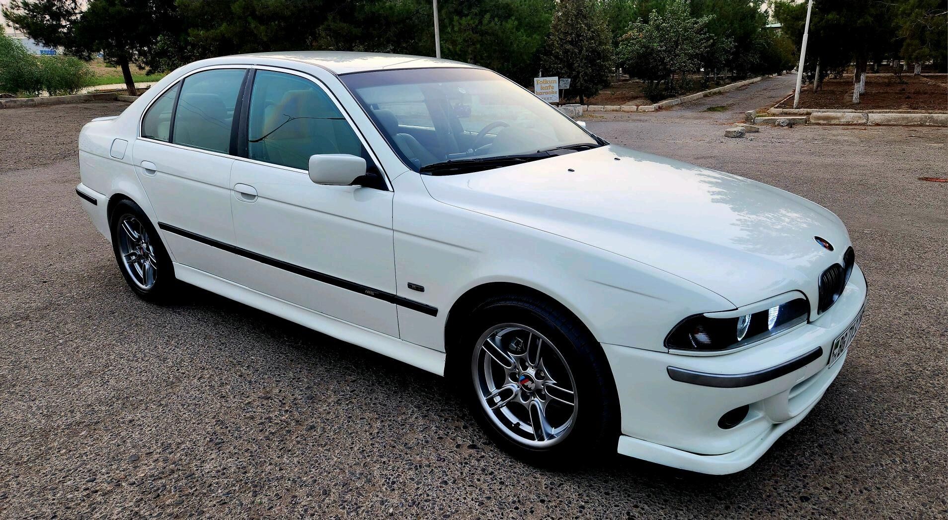 BMW E39 1998 - 132 000 TMT - Мары - img 6