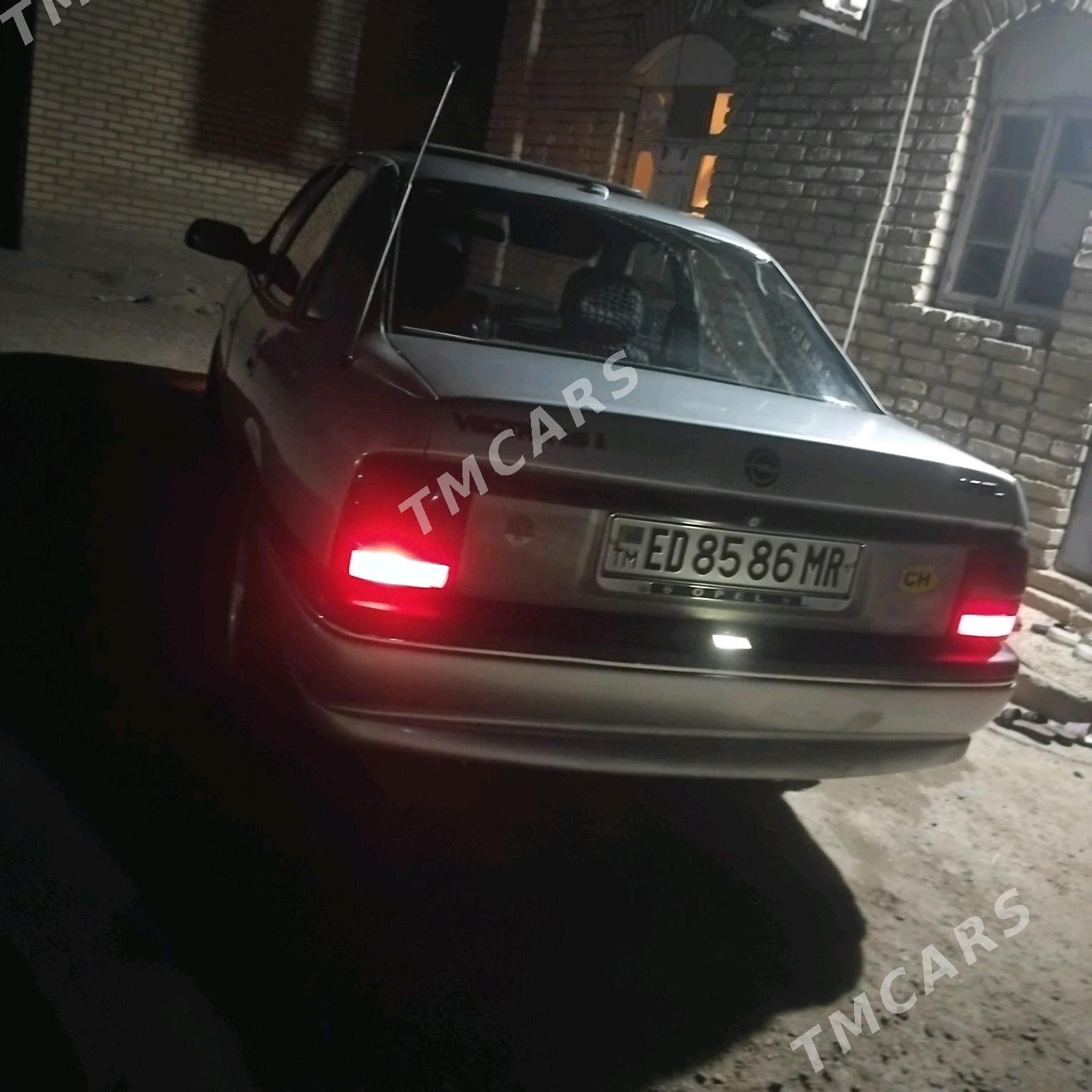 Opel Vectra 1993 - 32 000 TMT - Векильбазар - img 2