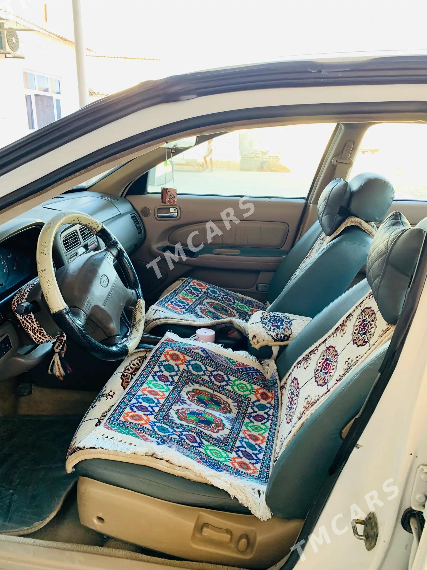 Nissan Maxima 1999 - 40 000 TMT - Кака - img 2