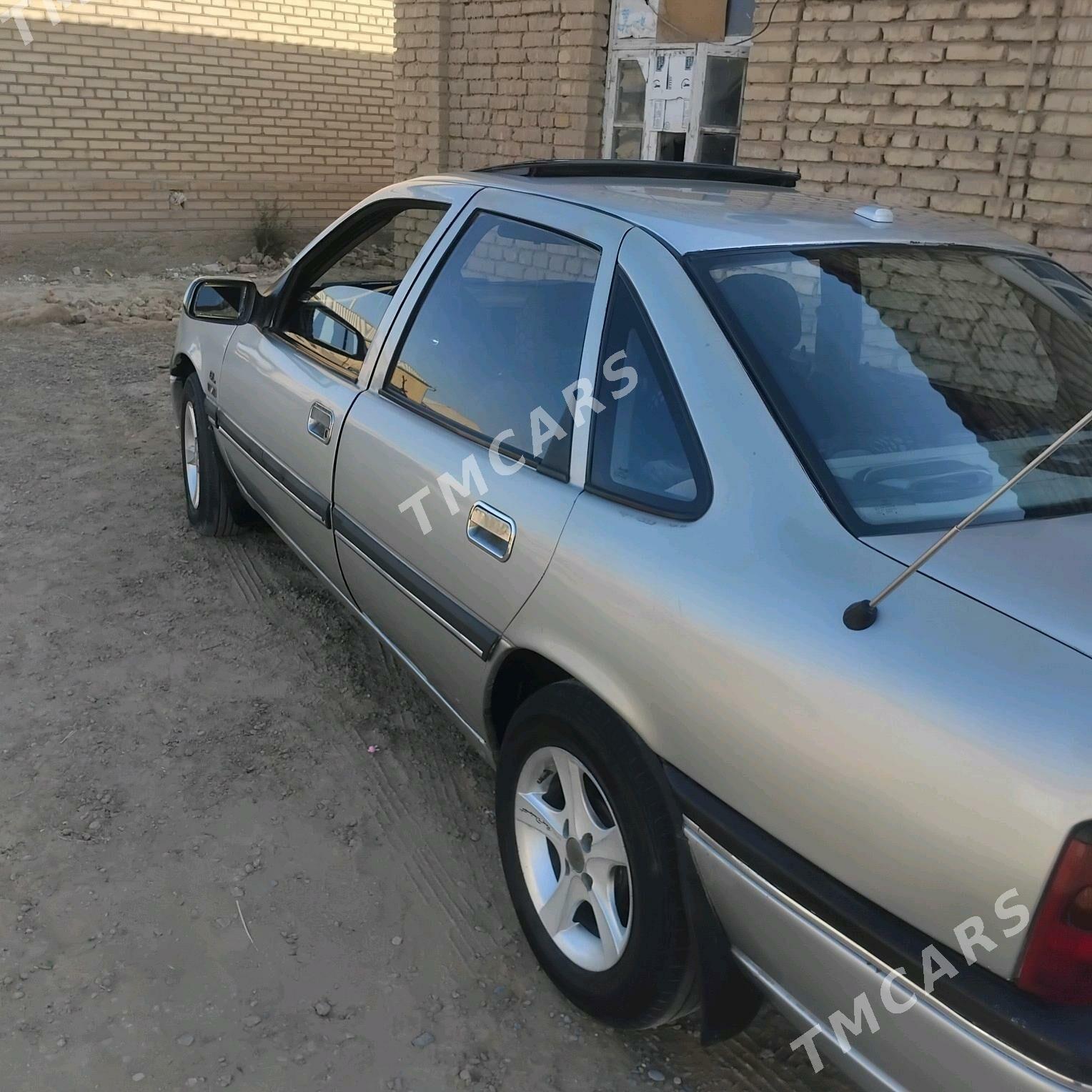 Opel Vectra 1993 - 32 000 TMT - Векильбазар - img 5
