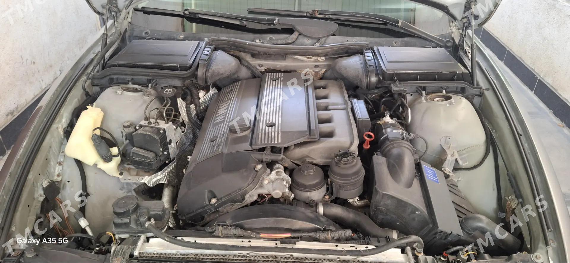 BMW 530 2002 - 129 000 TMT - Туркменабат - img 3