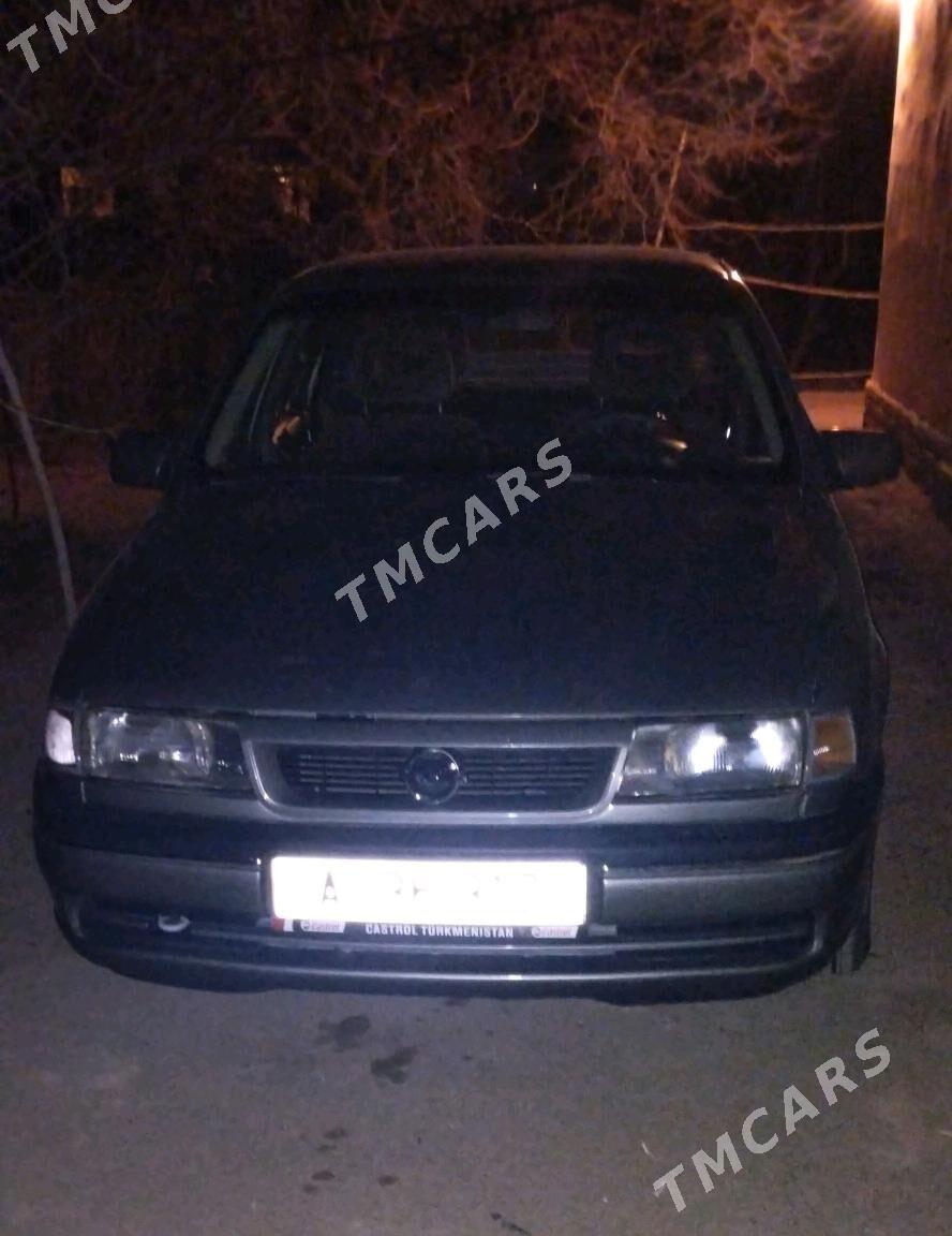 Opel Vectra 1993 - 50 000 TMT - Гороглы (Тагта) - img 2