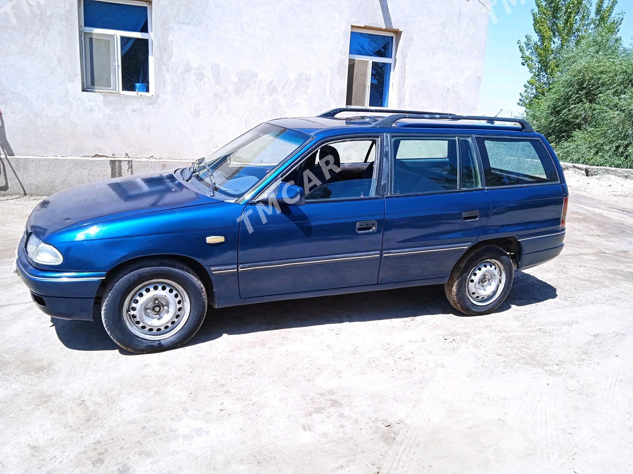 Opel Astra 1992 - 36 000 TMT - Губадаг - img 2