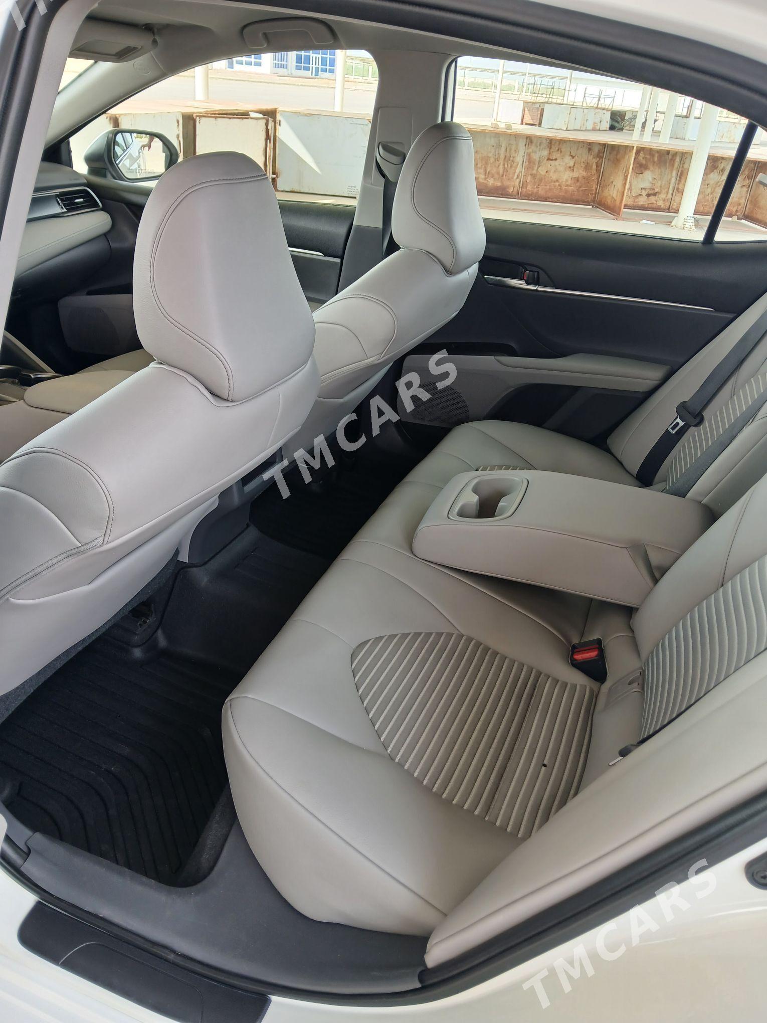 Toyota Camry 2021 - 330 000 TMT - Мары - img 6