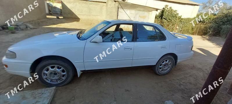 Toyota Camry 1993 - 90 000 TMT - Мары - img 3