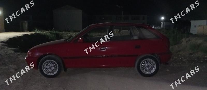 Opel Astra 1993 - 35 000 TMT - Фарап - img 6