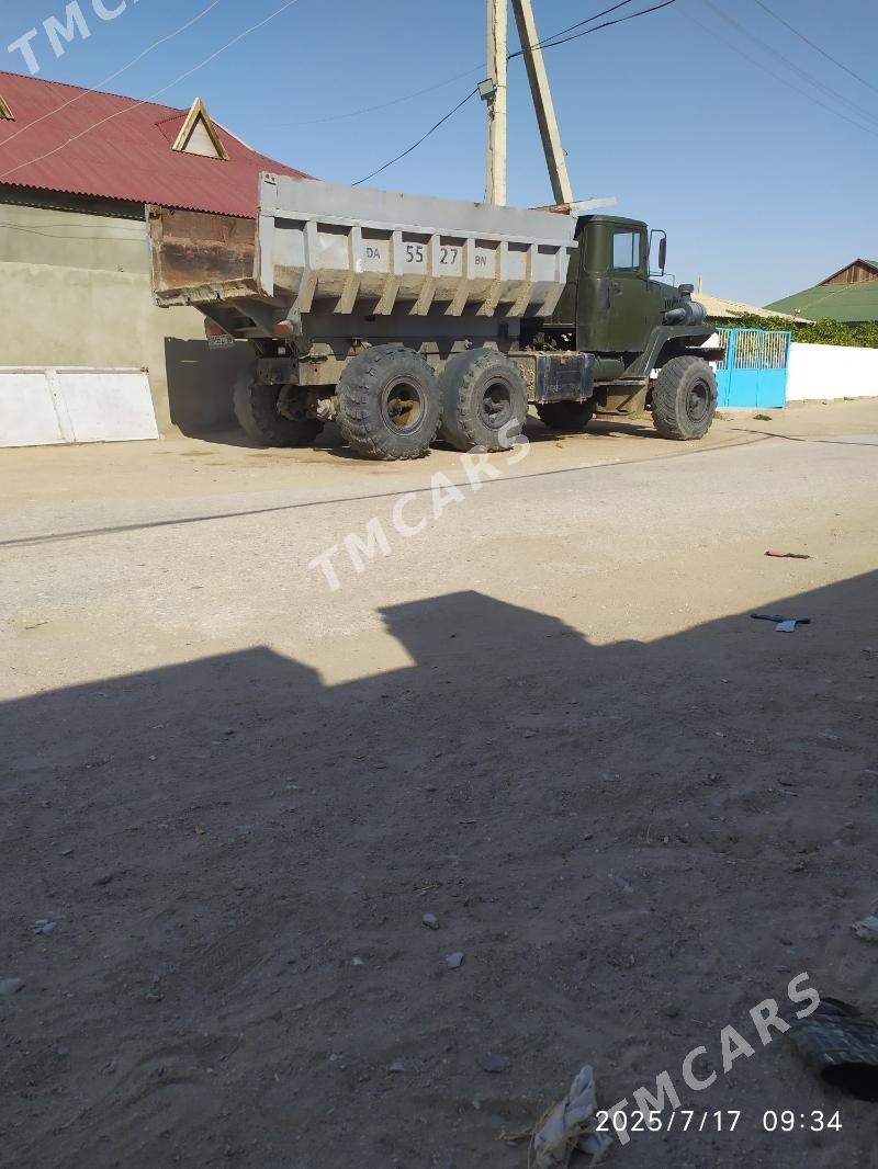 Maz Samosval 1982 - 75 000 TMT - Jebel - img 2