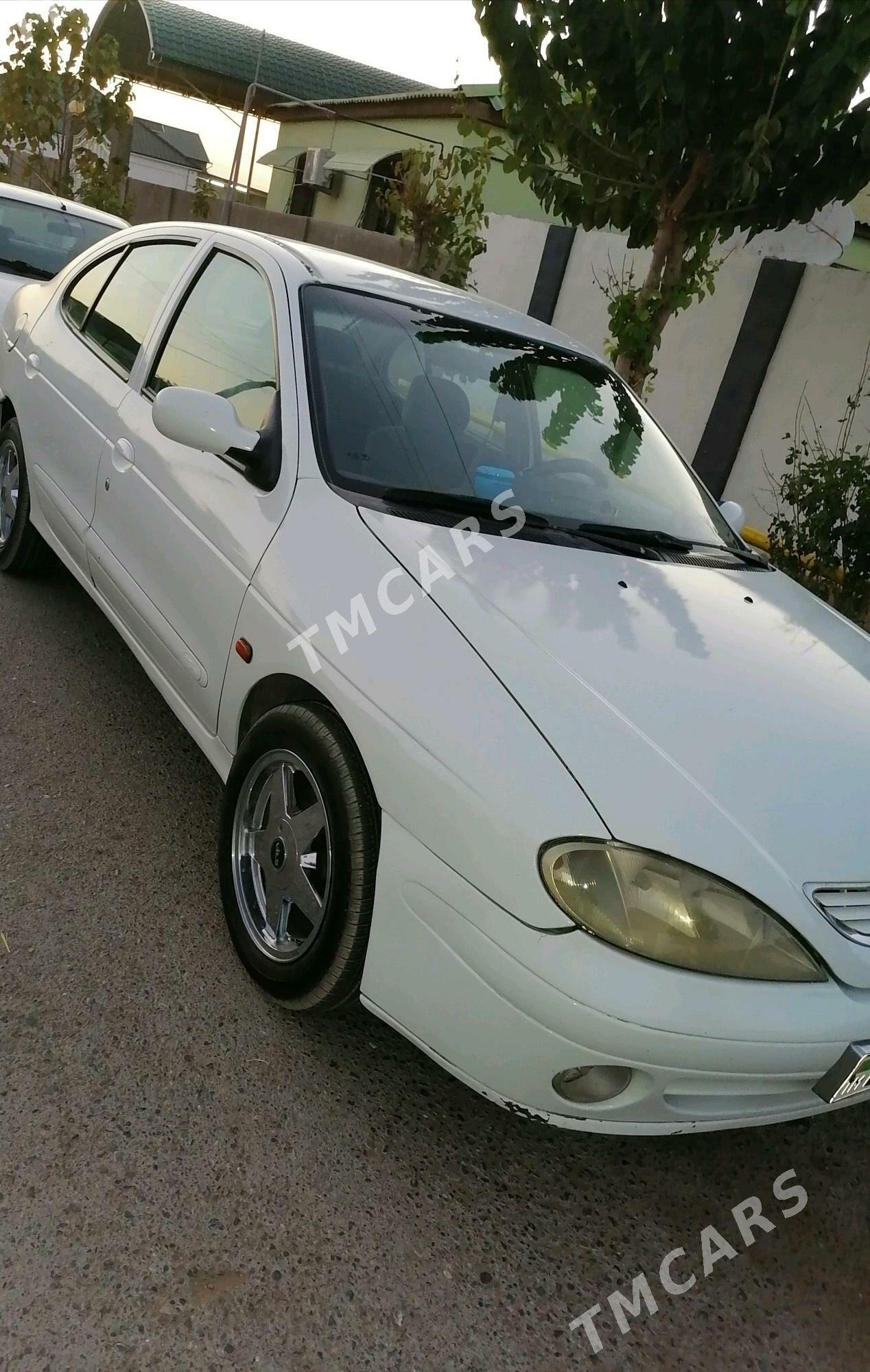 Renault Megane 2 2001 - 23 500 TMT - Änew - img 1