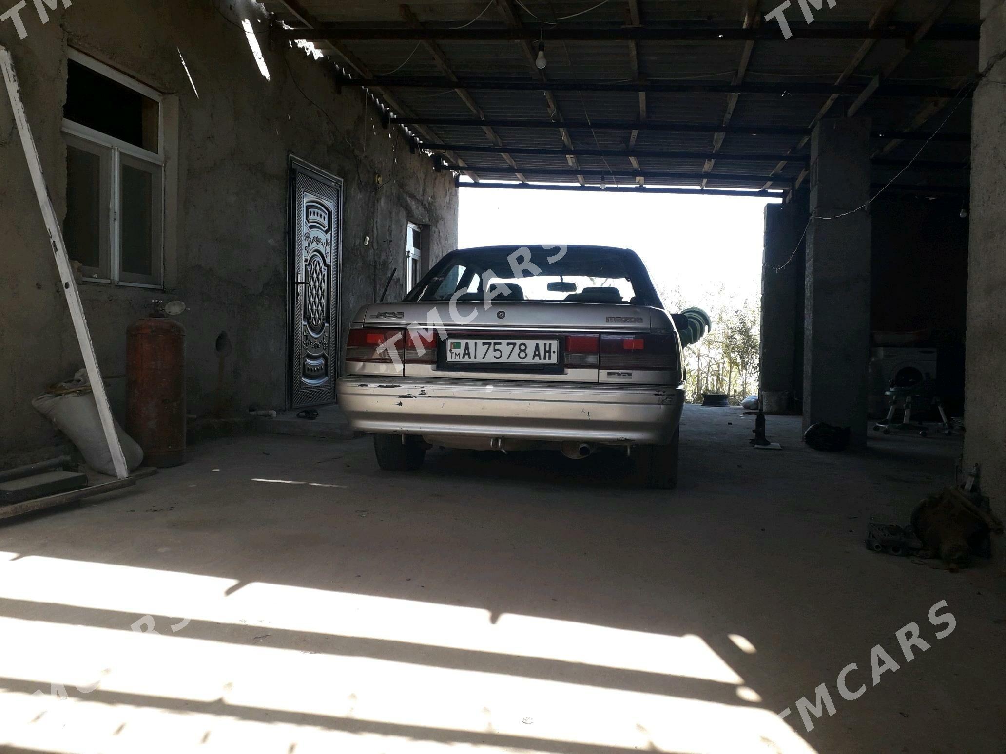 Mazda 626 1990 - 22 000 TMT - Бузмеин - img 2