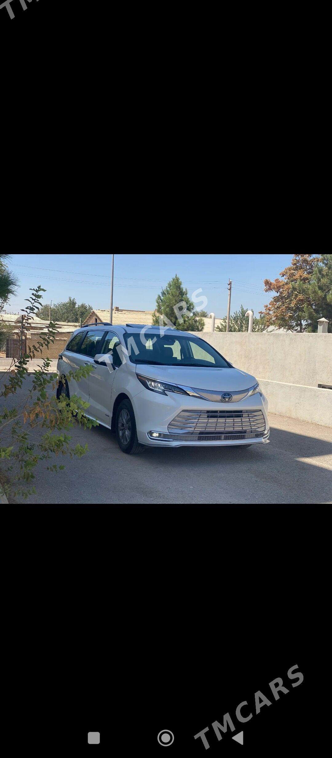 Toyota Sienna 2021 - 405 000 TMT - Мары - img 2