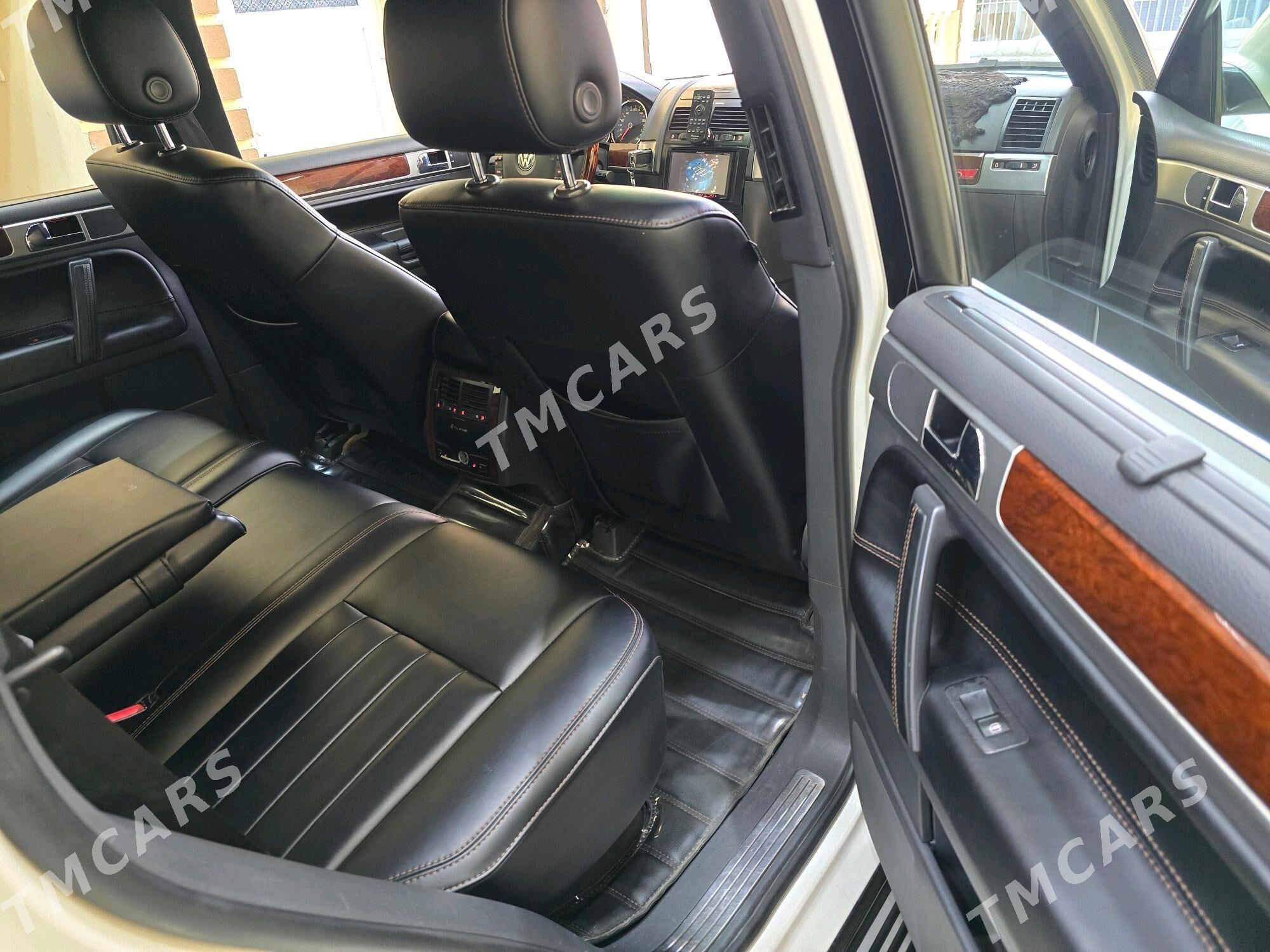 Volkswagen Touareg 2008 - 330 000 TMT - Çoganly - img 8