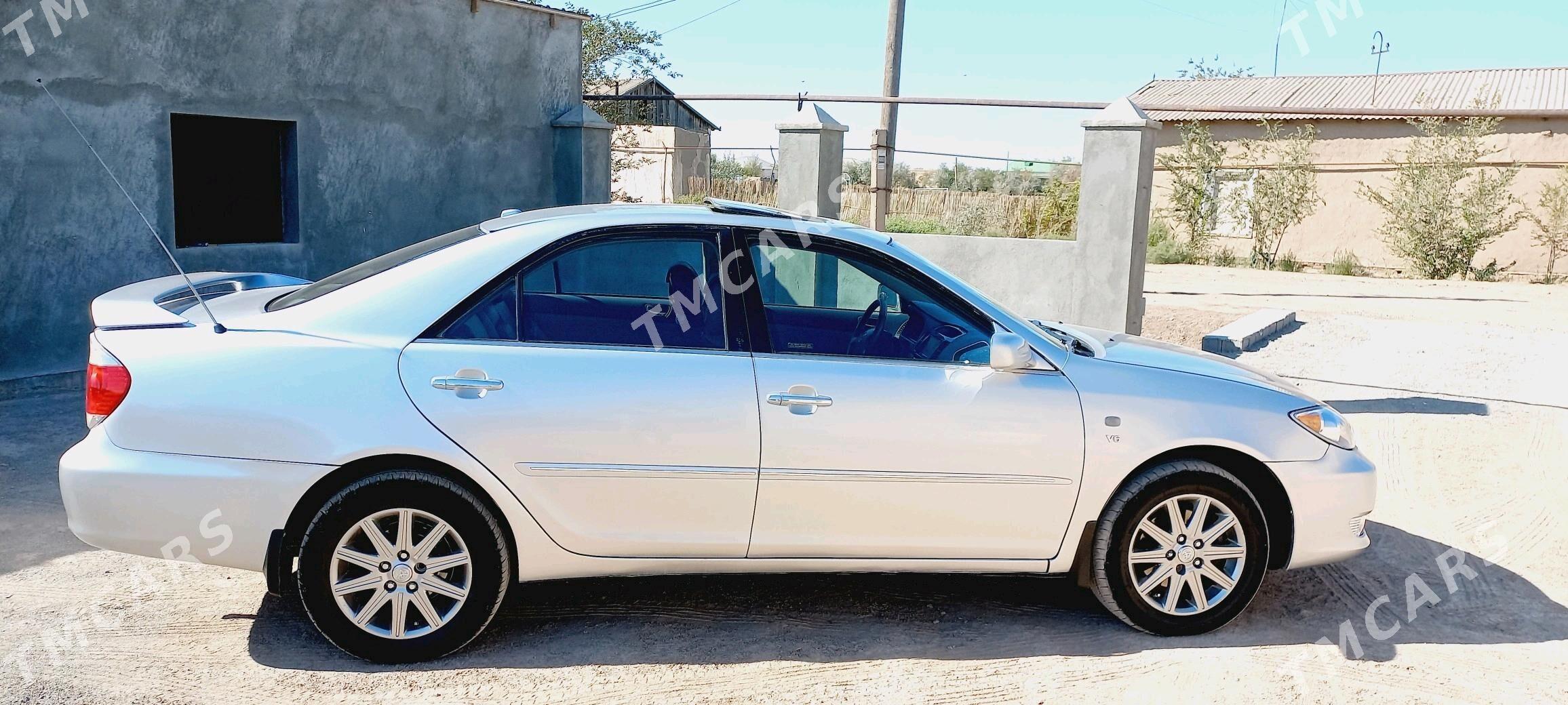 Toyota Camry 2002 - 210 000 TMT - Акдепе - img 2