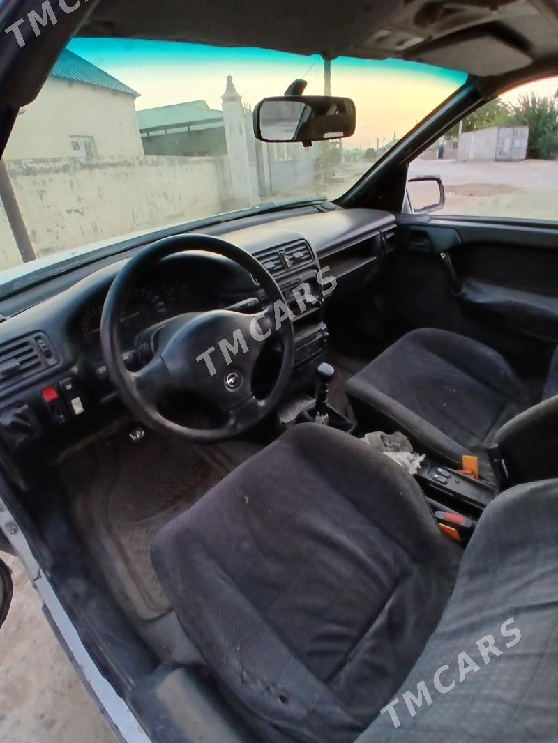 Opel Vectra 1992 - 28 000 TMT - Änew - img 3