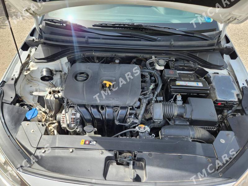 Hyundai Elantra 2020 - 210 000 TMT - Gurtly - img 2
