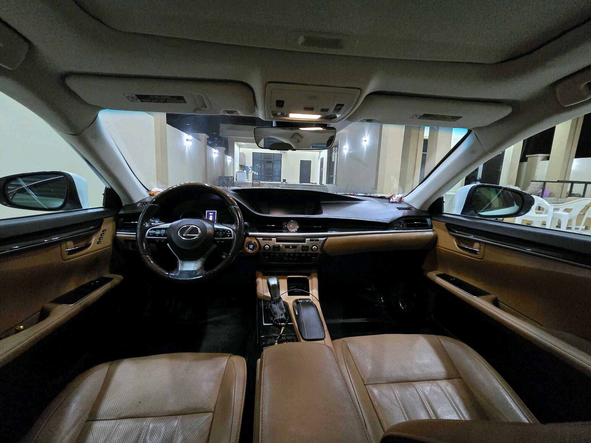 Lexus ES 350 2018 - 460 000 TMT - Бекреве - img 9