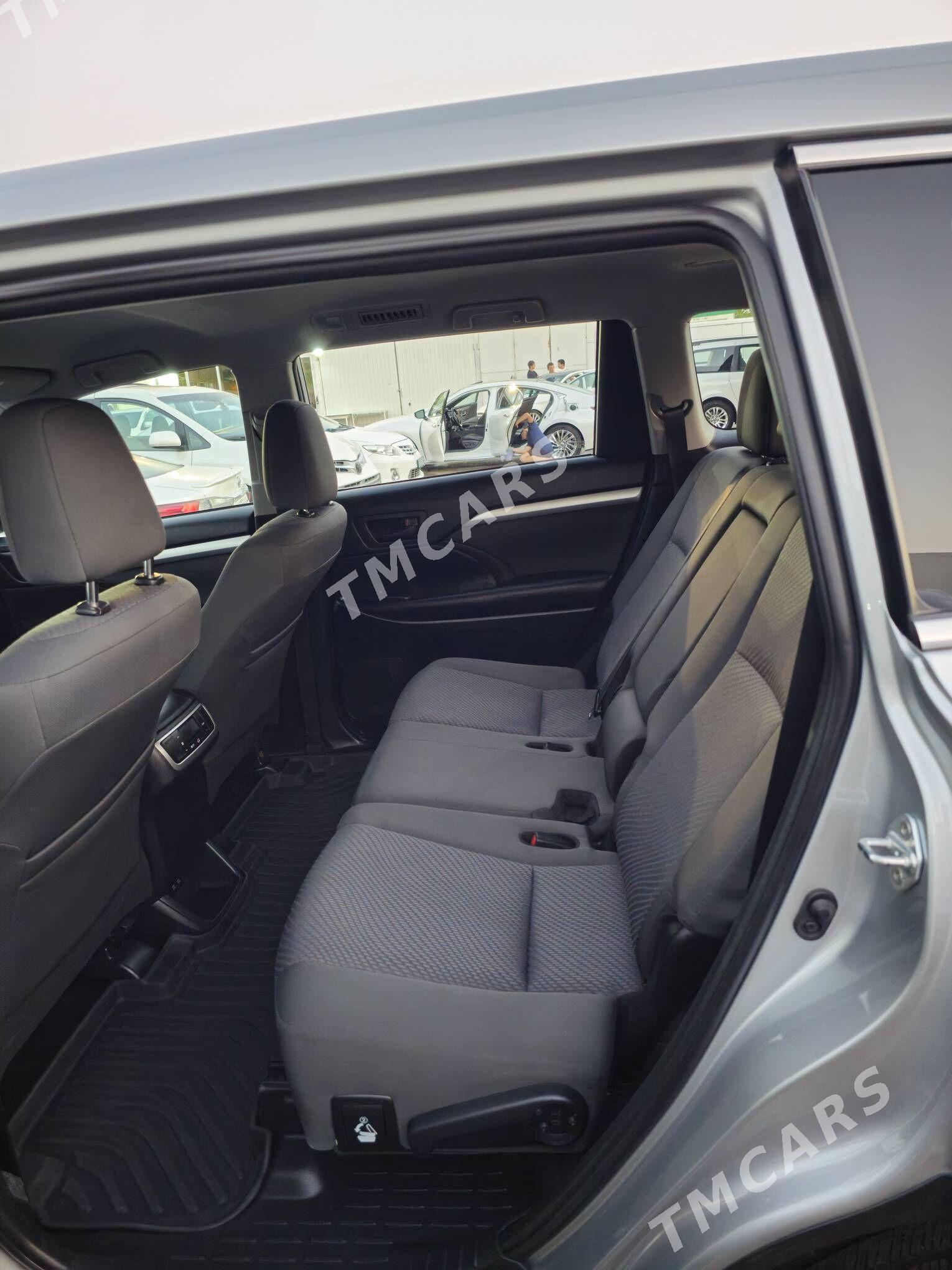 Toyota Highlander 2019 - 450 000 TMT - Ашхабад - img 6