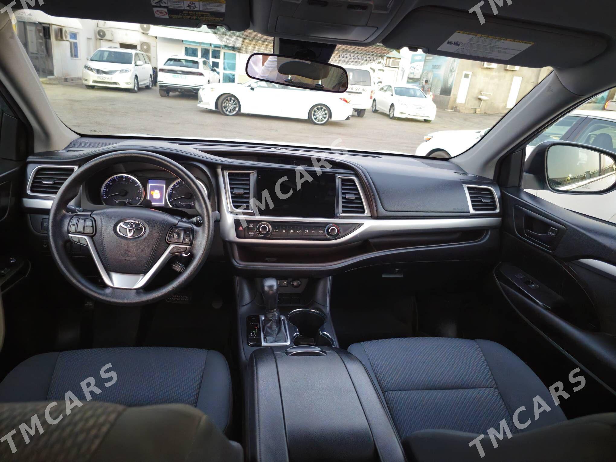 Toyota Highlander 2019 - 450 000 TMT - Ашхабад - img 4