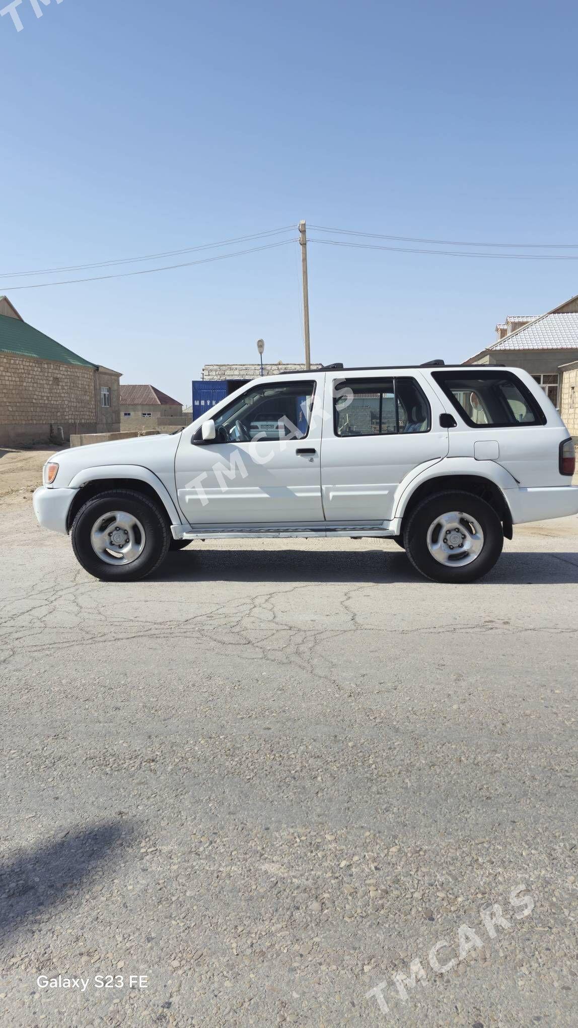 Nissan Pathfinder 1997 - 115 000 TMT - Гумдаг - img 4