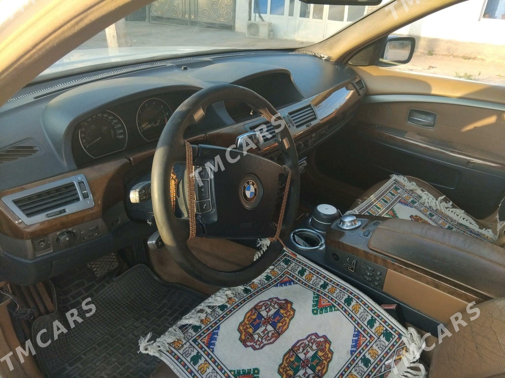 BMW 745 2002 - 110 000 TMT - Байрамали - img 3