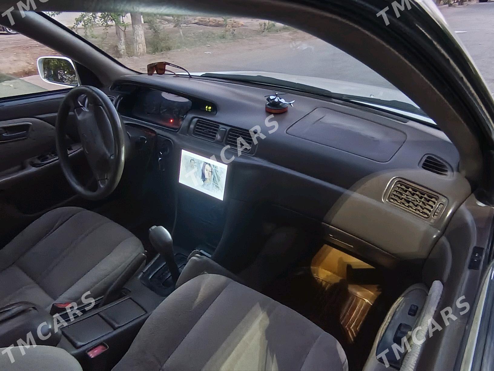 Toyota Camry 1999 - 120 000 TMT - Дянев - img 4