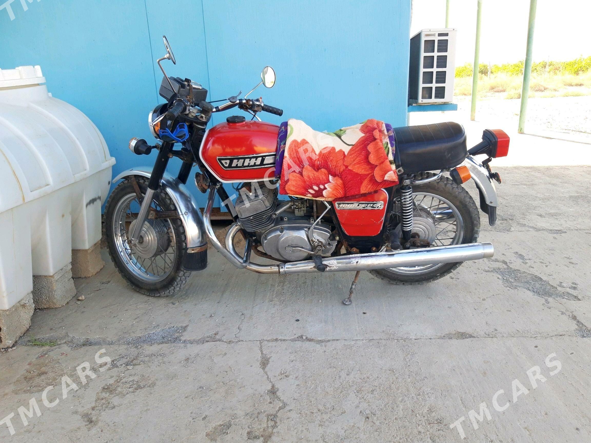 Iž Ýupiter 1987 - 15 000 TMT - Ak bugdaý etraby - img 2