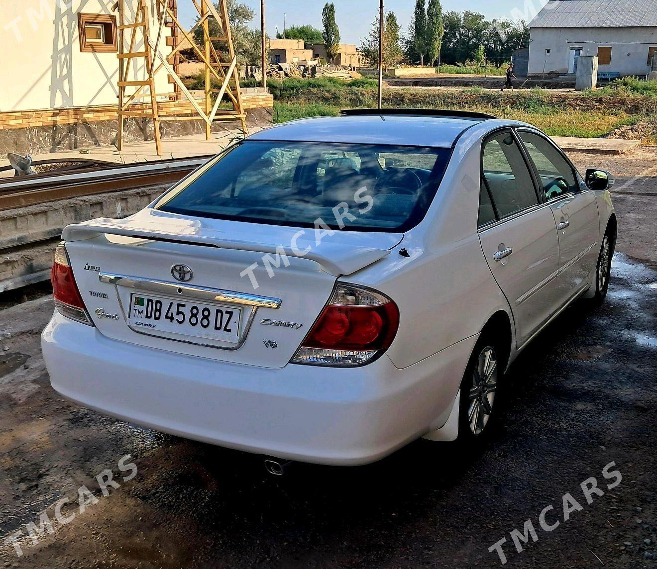 Toyota Camry 2005 - 172 000 TMT - Кёнеургенч - img 2