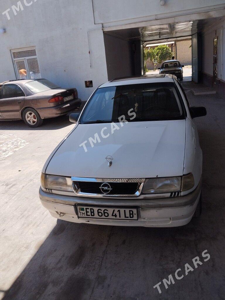 Opel Vectra 1990 - 25 000 TMT - Чарджоу - img 1