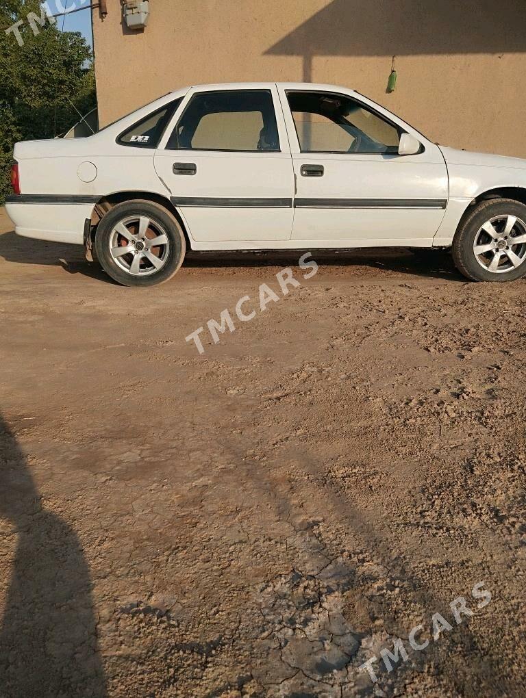 Opel Vectra 1993 - 34 000 TMT - Гороглы (Тагта) - img 3