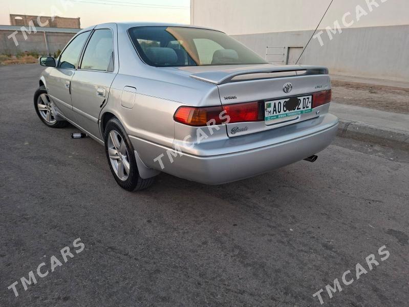 Toyota Camry 1998 - 115 000 TMT - Daşoguz - img 4
