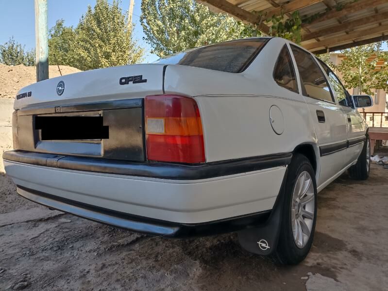 Opel Vectra 1992 - 35 000 TMT - Губадаг - img 5