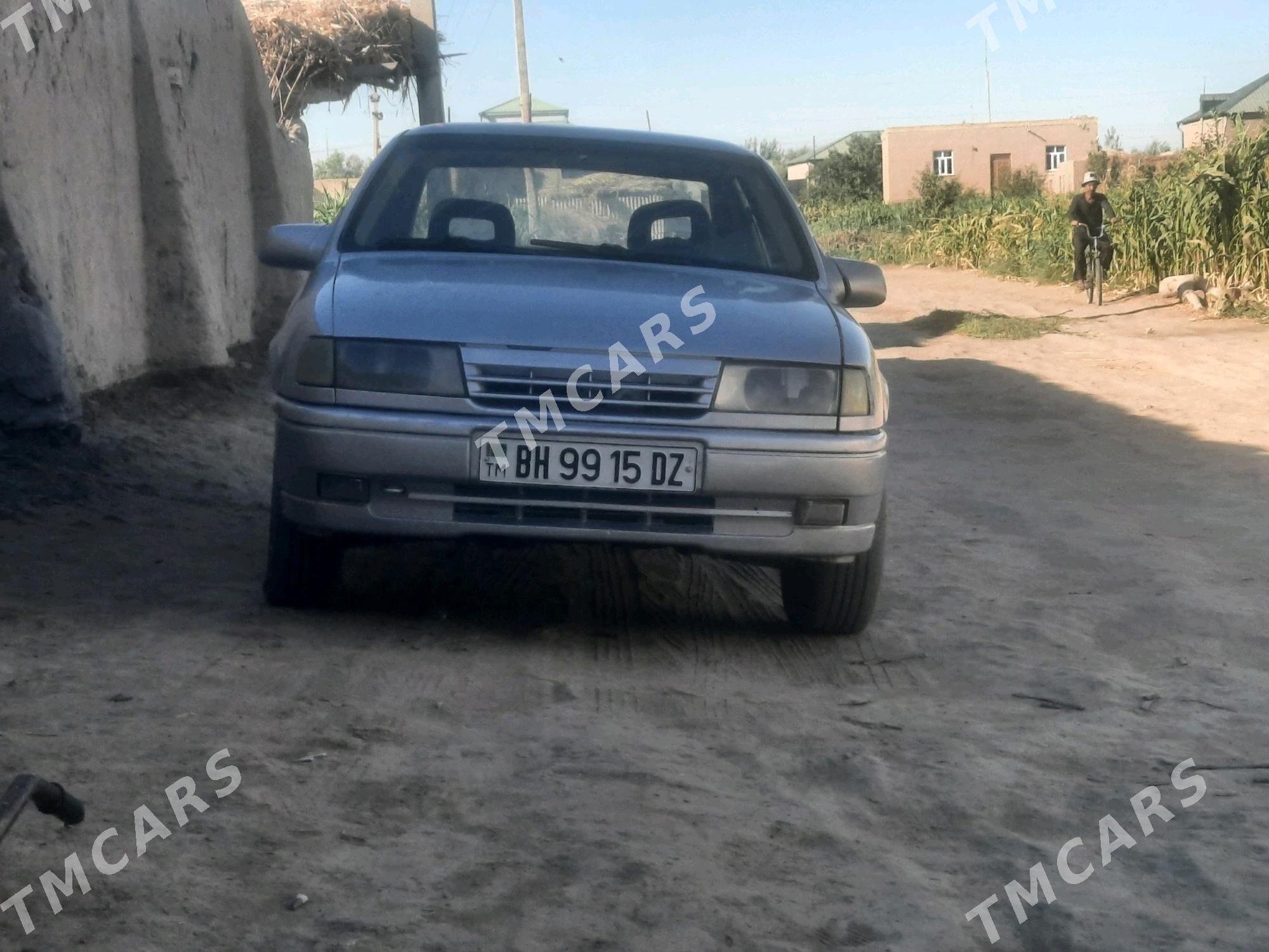 Opel Vectra 1990 - 20 000 TMT - Gurbansoltan Eje - img 1