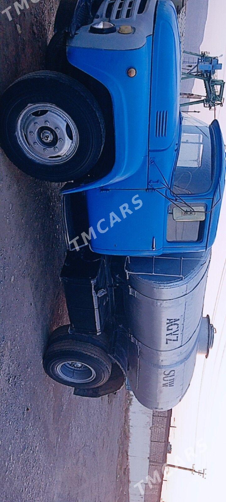 Zil 130 1983 - 78 000 TMT - Gyzylarbat - img 3