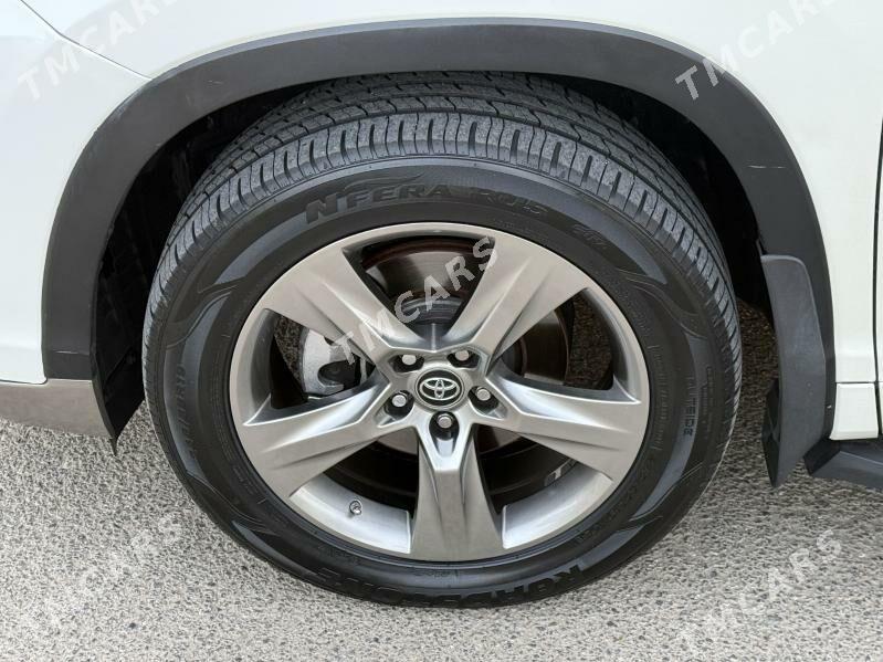 Toyota Highlander 2018 - 460 000 TMT - Aşgabat - img 10