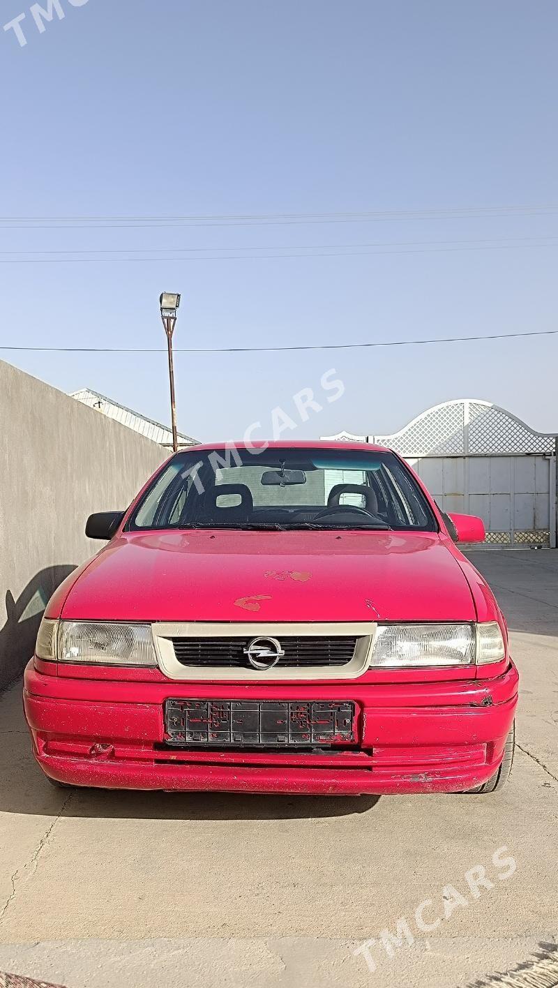 Opel Vectra 1993 - 30 000 TMT - Бахарден - img 6