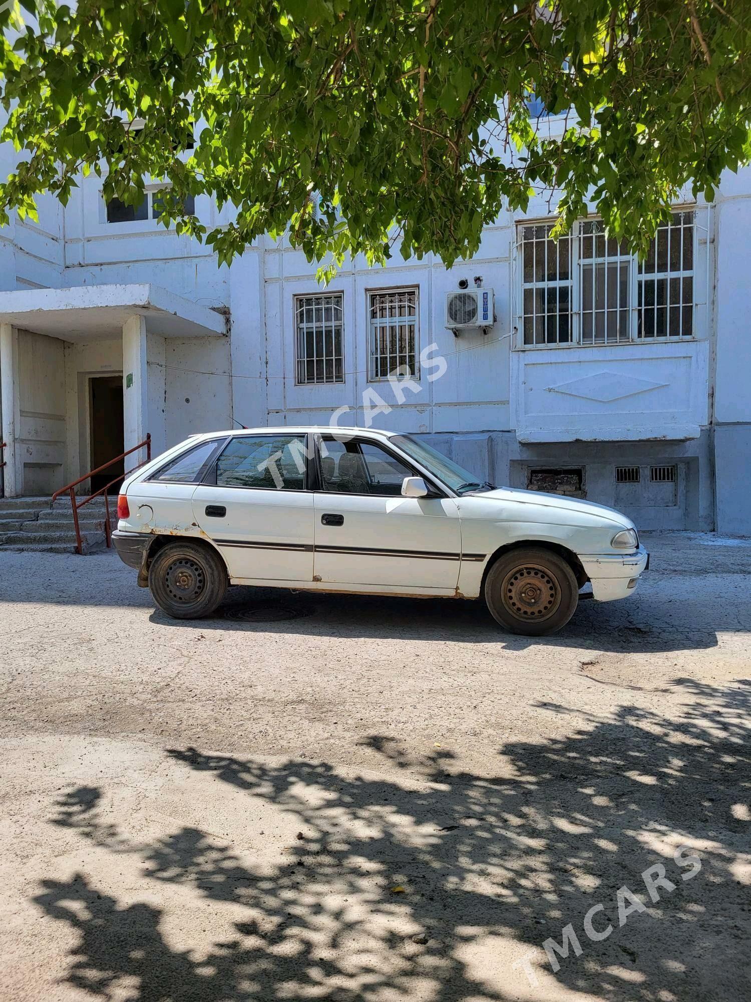 Opel Astra 1993 - 18 000 TMT - Дашогуз - img 3