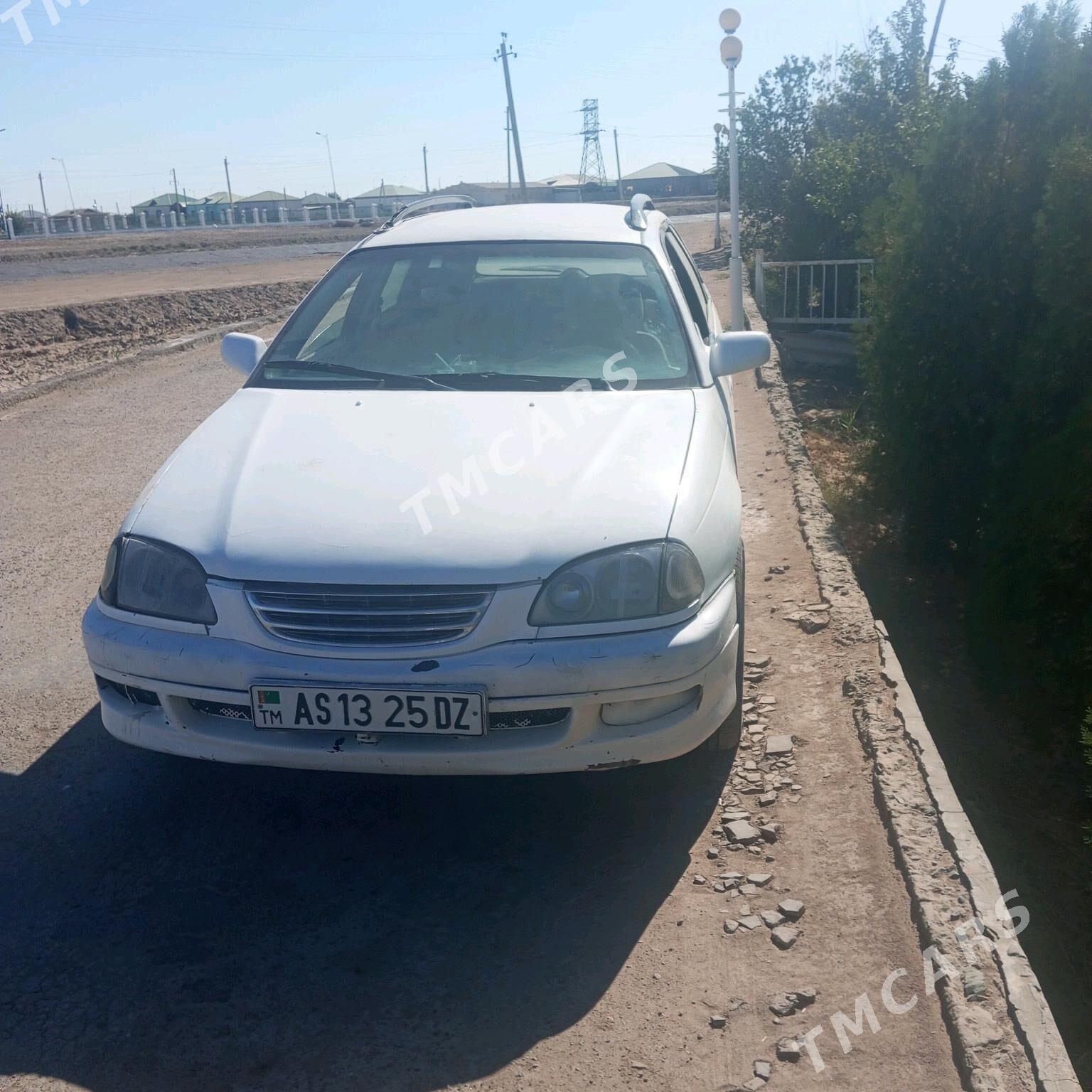 Toyota Avensis 1998 - 70 000 TMT - Görogly (Tagta) - img 3