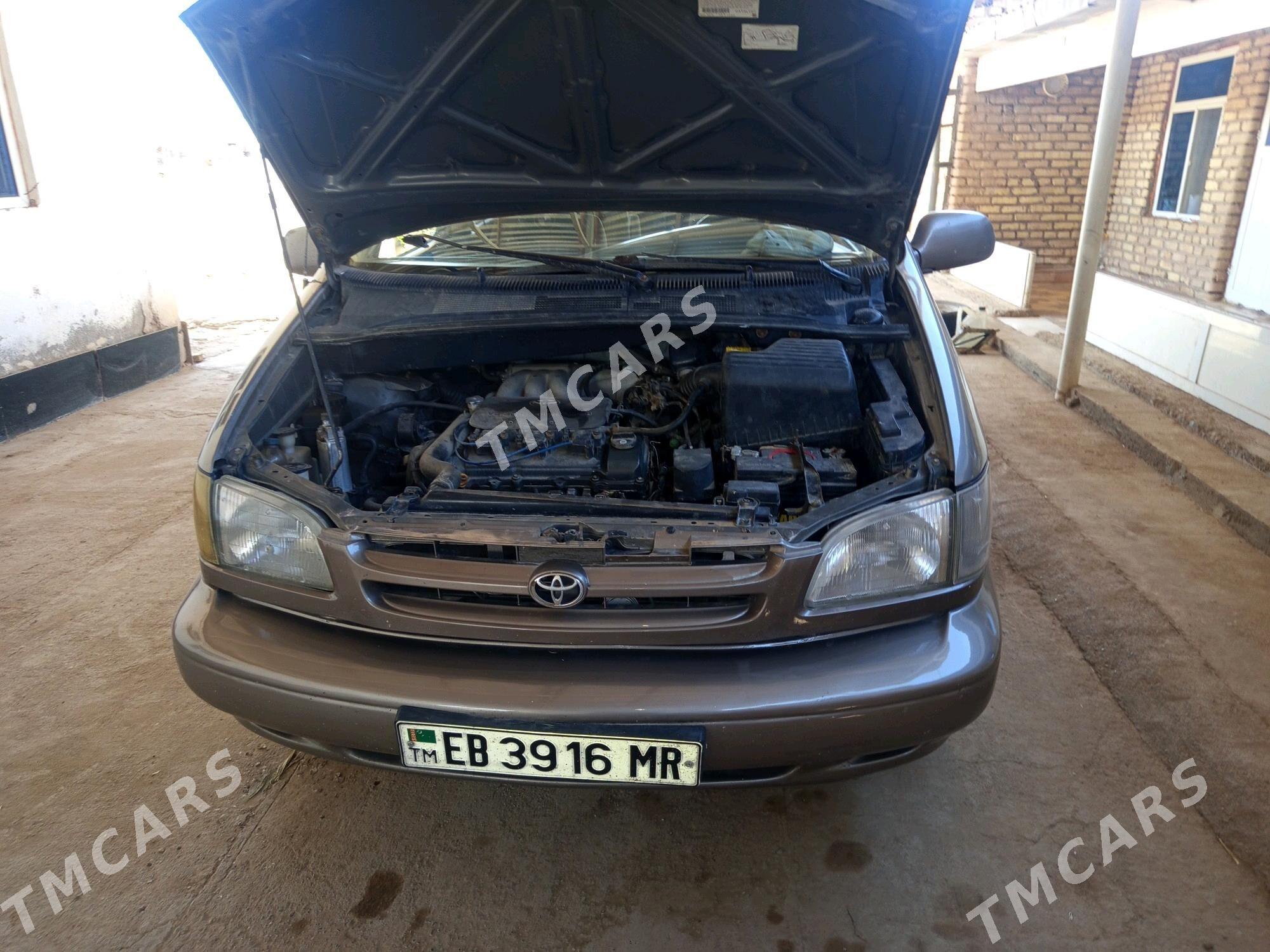 Toyota Sienna 1999 - 125 000 TMT - Oguz han - img 5