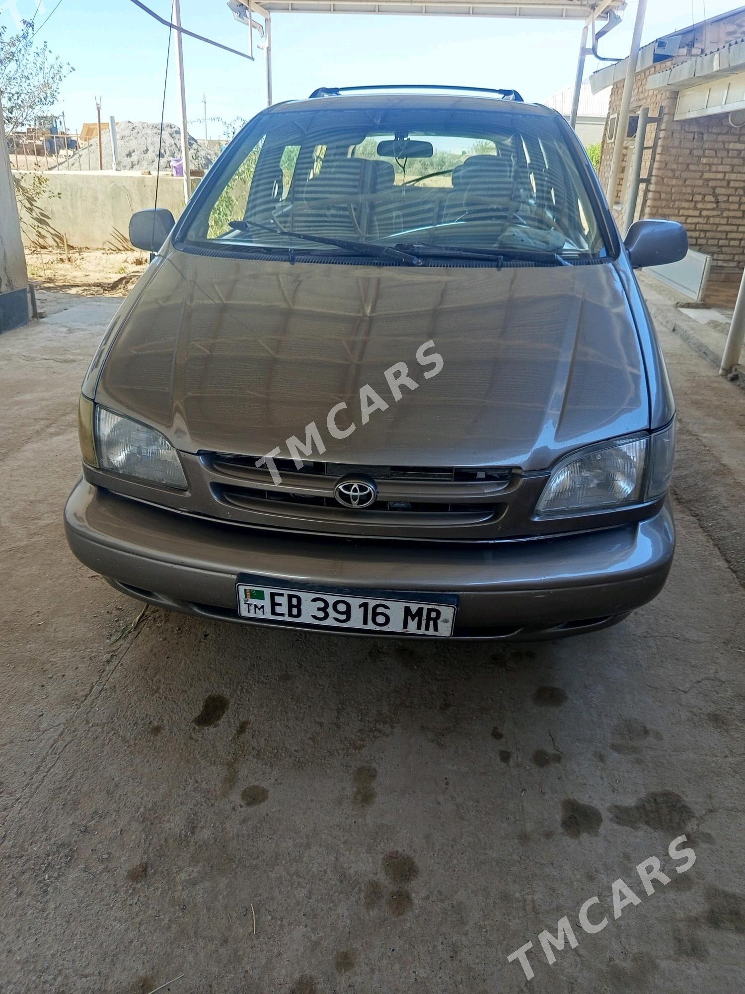 Toyota Sienna 1999 - 125 000 TMT - Oguz han - img 2
