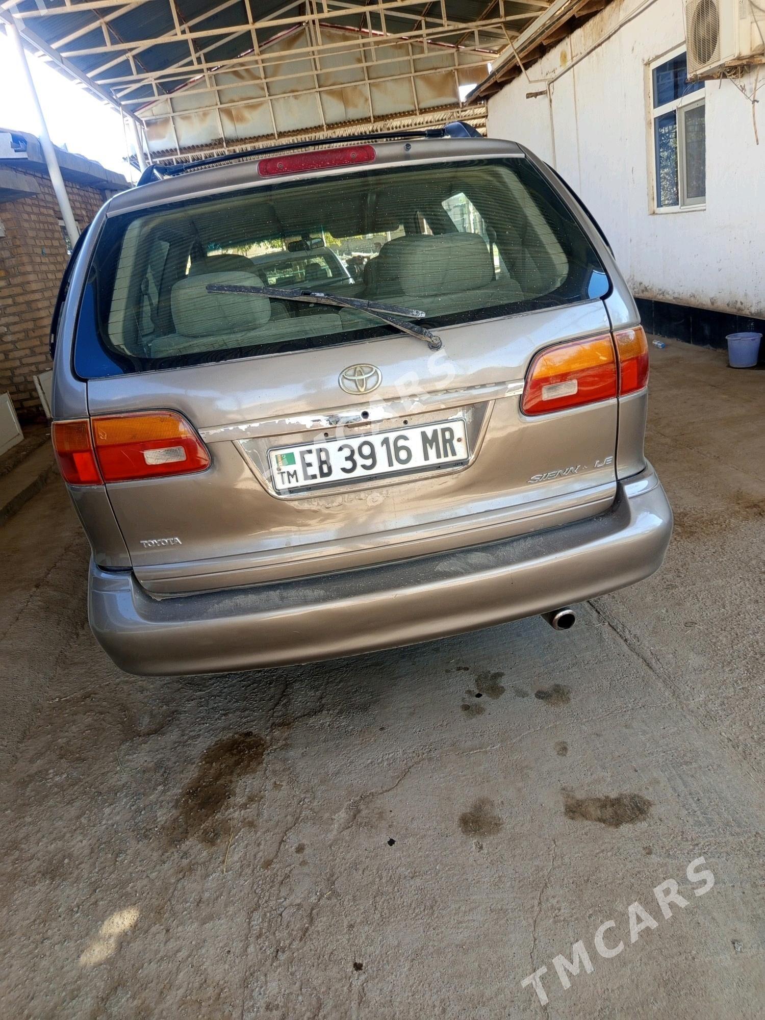 Toyota Sienna 1999 - 125 000 TMT - Oguz han - img 7