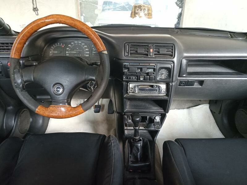 Opel Vectra 1989 - 28 000 TMT - Бахарден - img 3