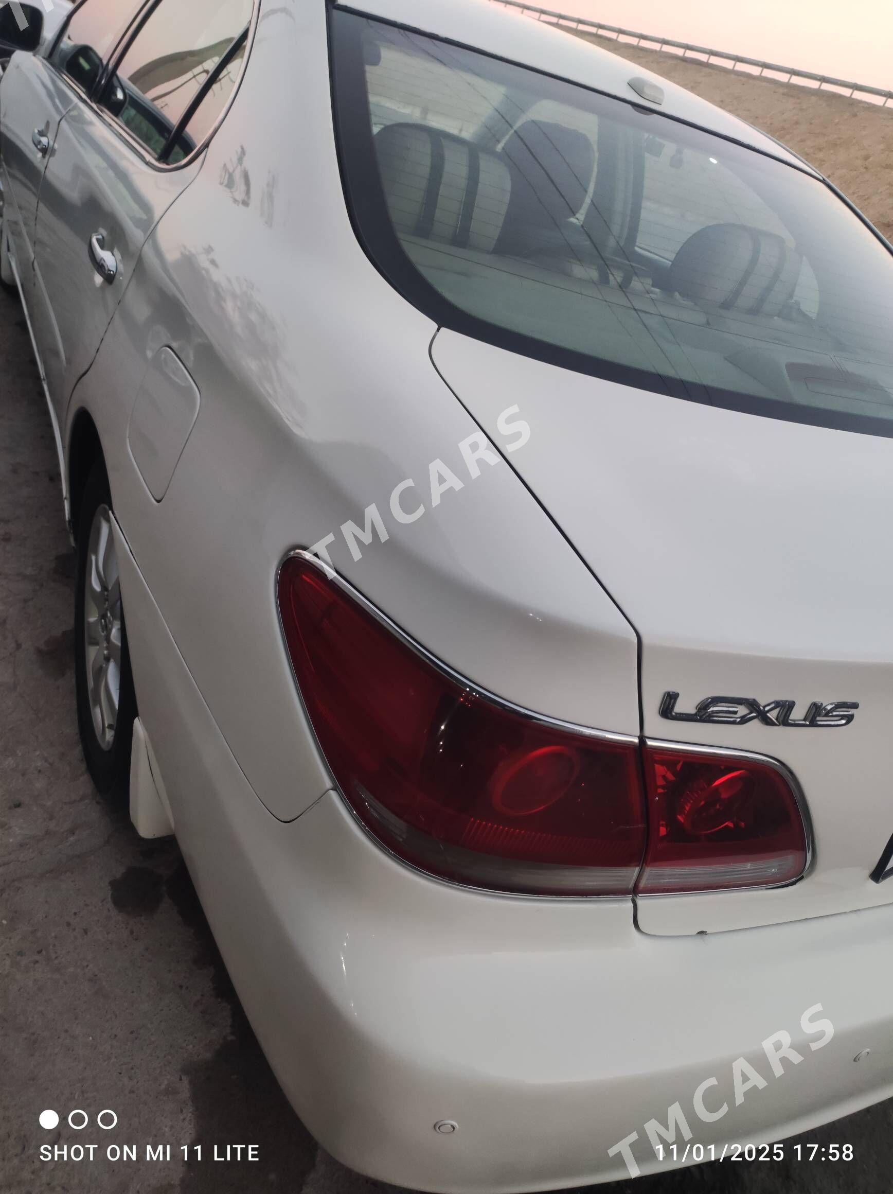 Lexus ES 330 2004 - 173 000 TMT - Mary - img 5