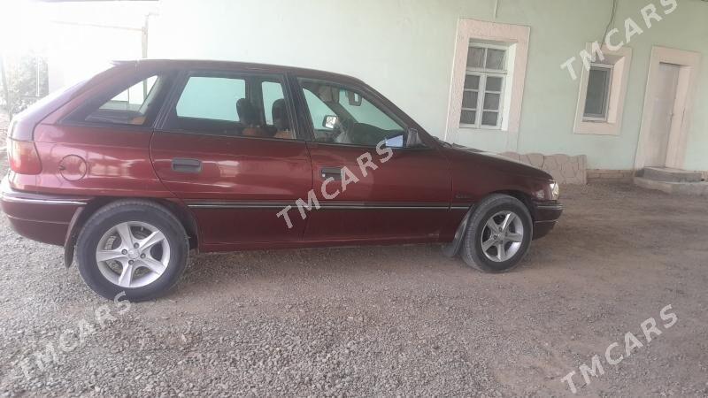 Opel Astra 1992 - 35 000 TMT - Mary - img 2
