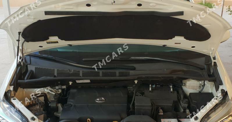 Toyota Sienna 2015 - 340 000 TMT - Bagyr - img 4