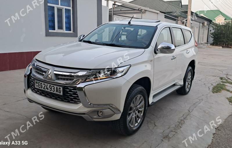 Mitsubishi Montero Sport 2019 - 375 000 TMT - Bedew - img 5