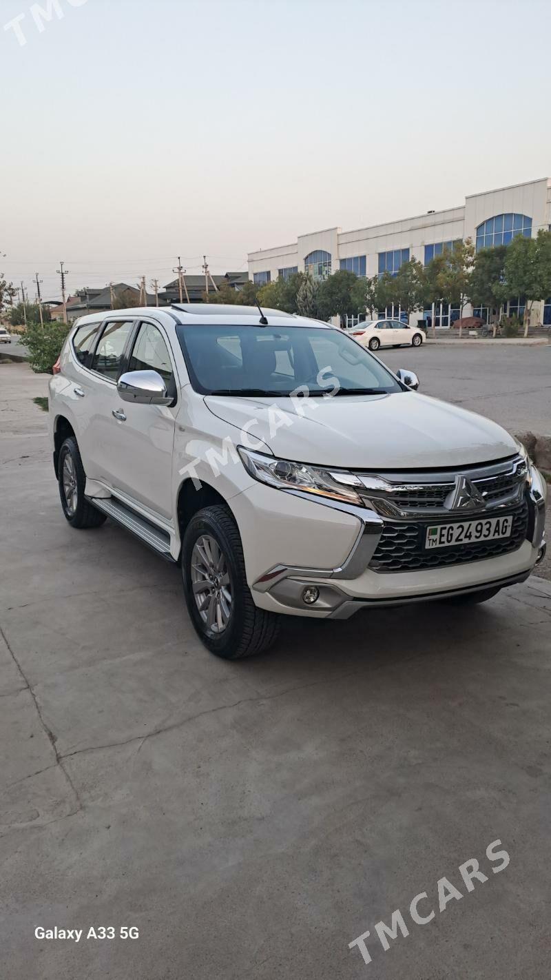Mitsubishi Montero Sport 2019 - 375 000 TMT - Bedew - img 8