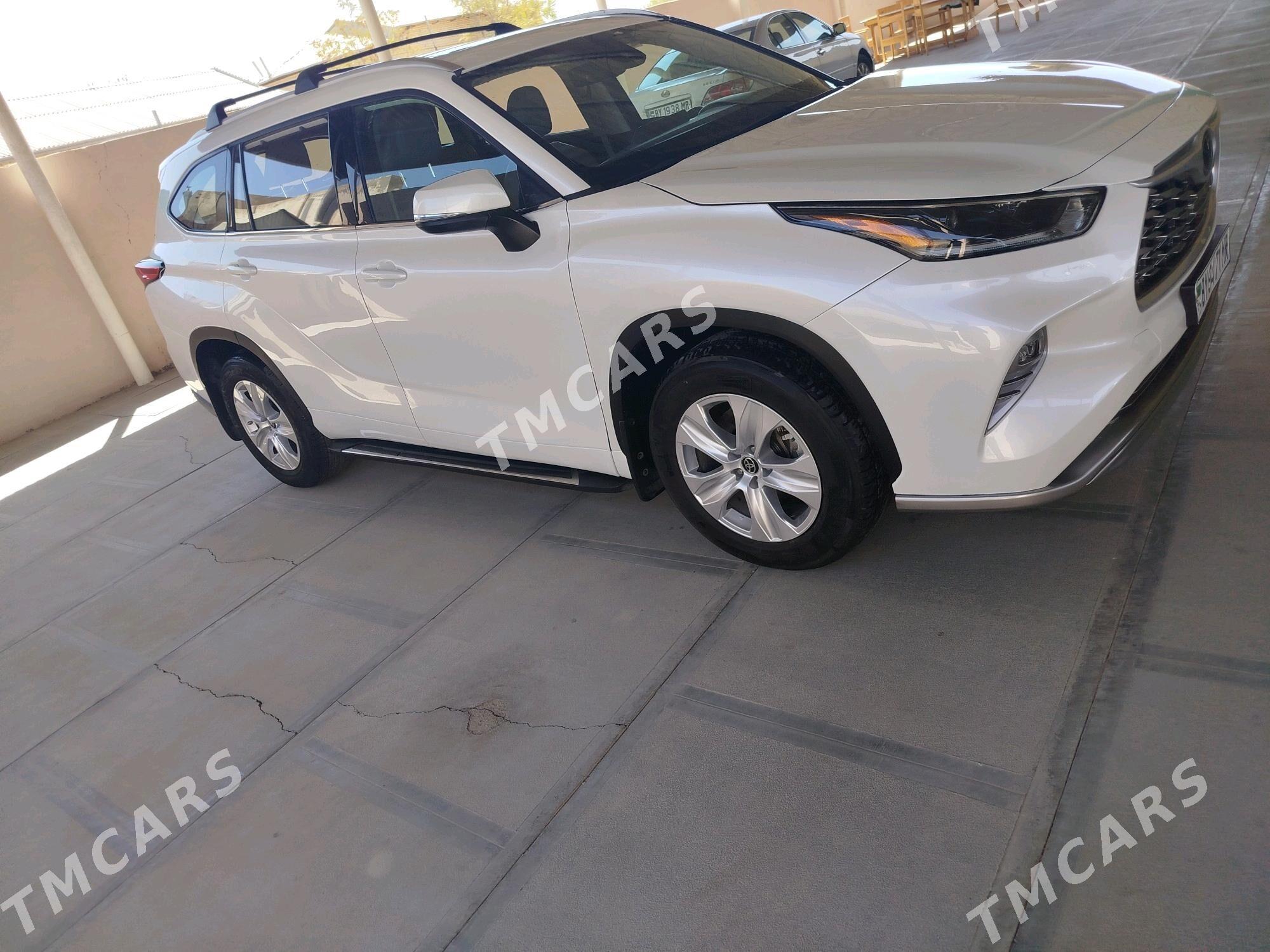Toyota Highlander 2021 - 480 000 TMT - Мары - img 6