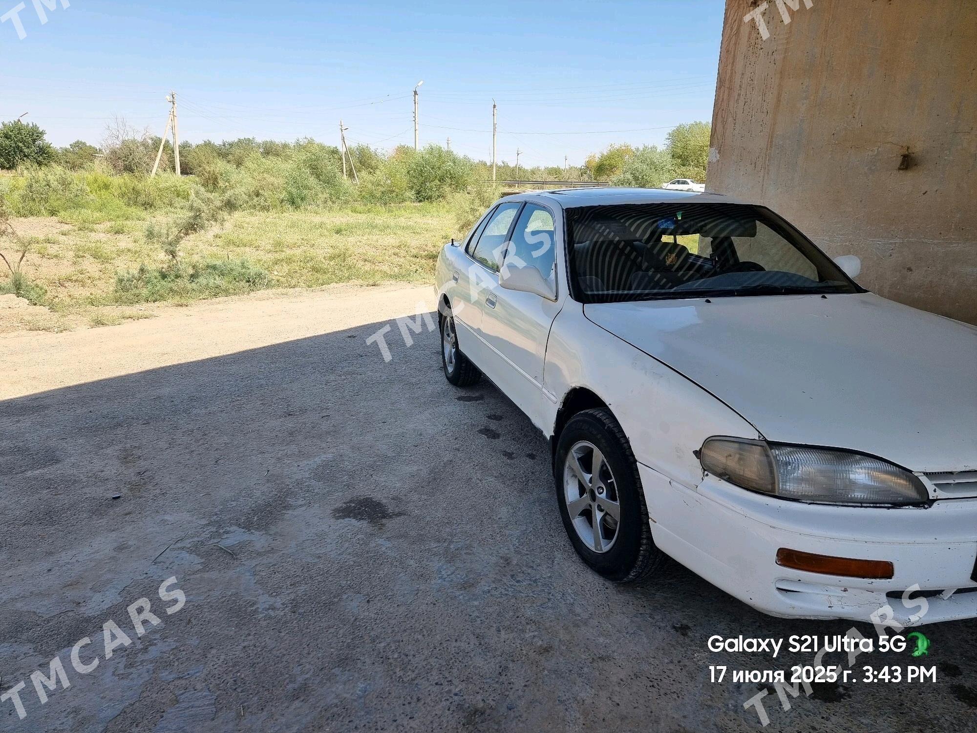 Toyota Camry 1995 - 76 000 TMT - Бабадайхан - img 5