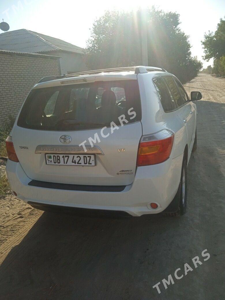 Toyota Highlander 2008 - 260 000 TMT - Дашогуз - img 3
